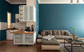 D17 Apartment